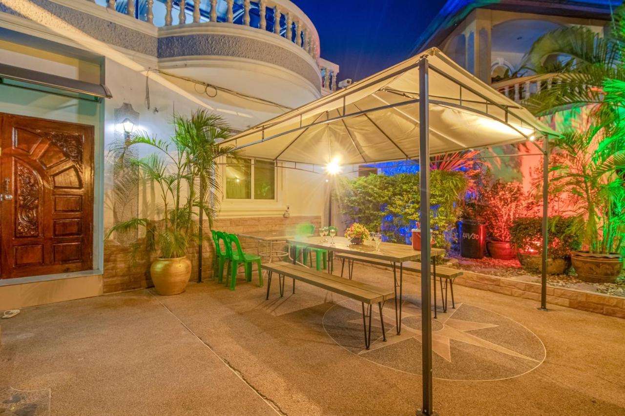 Ratana Villa - Pattaya Holiday House Walking Street 7 Bedrooms Екстер'єр фото